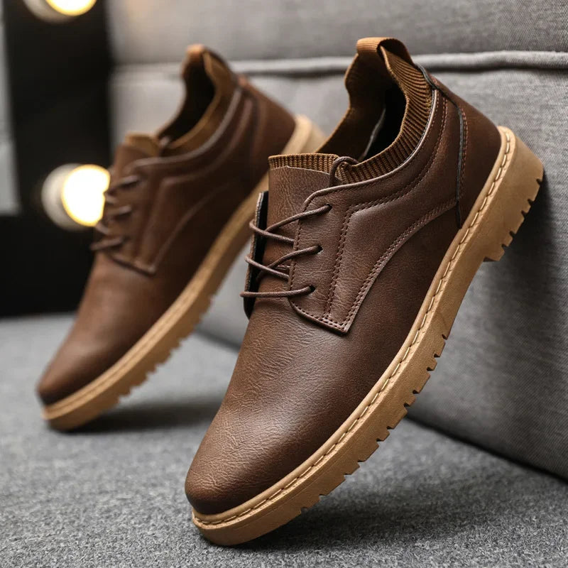 Sapatênis Masculino de Couro Azzara AS160